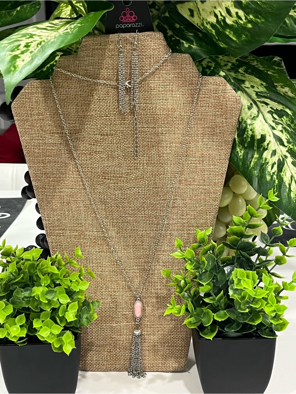 paparazzi Silver-Tone Necklace with Soft Pink Oval and Tassel